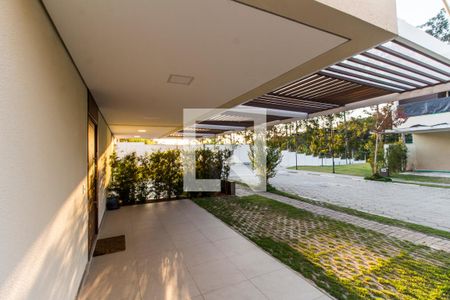 Casa de condomínio à venda com 152m², 3 quartos e 3 vagasGaragem