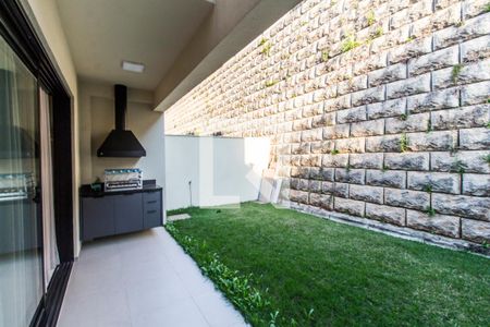 Casa de condomínio à venda com 152m², 3 quartos e 3 vagasVaranda gourmet