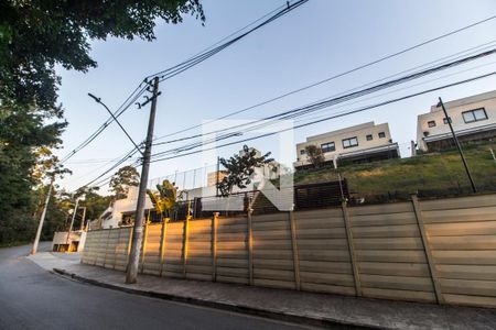 Casa de condomínio à venda com 152m², 3 quartos e 3 vagasVista da Rua