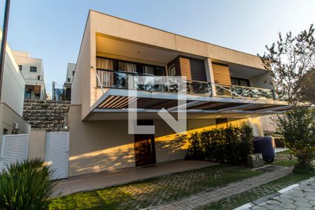 Casa de condomínio à venda com 152m², 3 quartos e 3 vagasGaragem