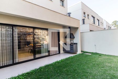 Casa de condomínio à venda com 152m², 3 quartos e 3 vagasVaranda gourmet