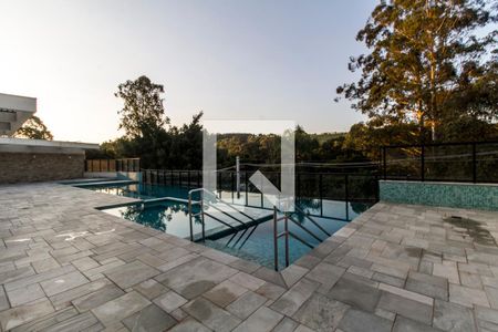 Casa de condomínio à venda com 152m², 3 quartos e 3 vagasPiscina