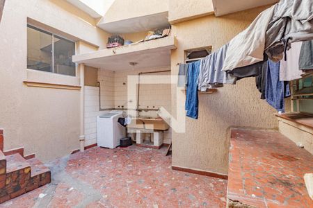 Casa para alugar com 220m², 3 quartos e 1 vagaÁrea de Serviço