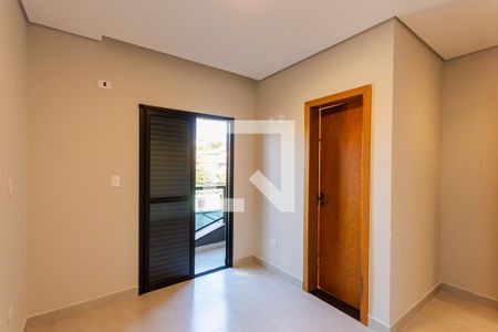 Casa à venda com 131m², 3 quartos e 2 vagas Casa à venda com 131m², 3 quartos e 2 vagasSuíte