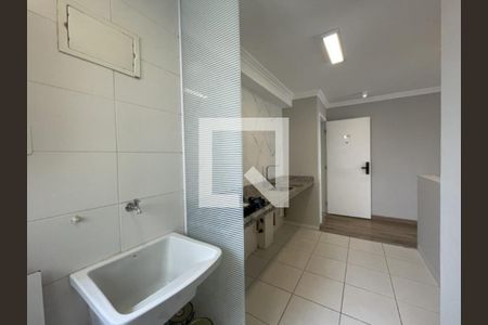 Foto 03 de apartamento à venda com 3 quartos, 70m² em Vila Suzana, São Paulo