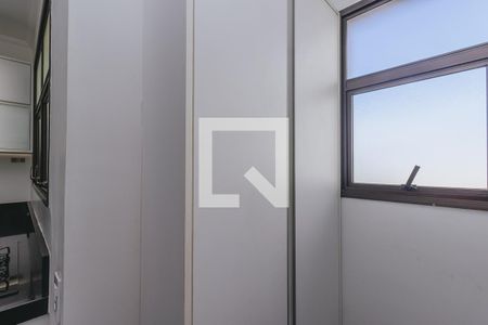 Apartamento para alugar com 67m², 2 quartos e 2 vagasÁrea de Serviço