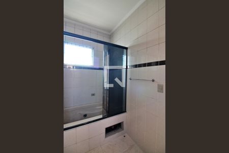 Casa para alugar com 216m², 4 quartos e 4 vagasQuarto 1 - Suíte Banheiro