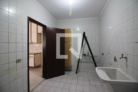 Casa para alugar com 216m², 4 quartos e 4 vagasÁrea de Serviço