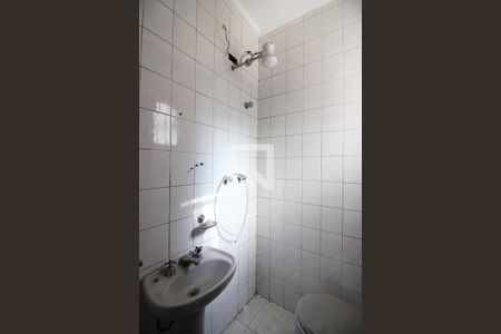 Casa para alugar com 216m², 4 quartos e 4 vagasBanheiro de serviço