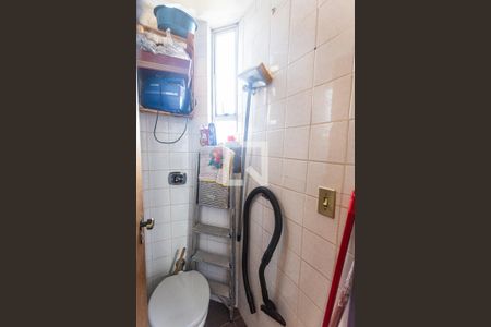 Apartamento à venda com 122m², 2 quartos e 1 vagaBanheiro de Serviço