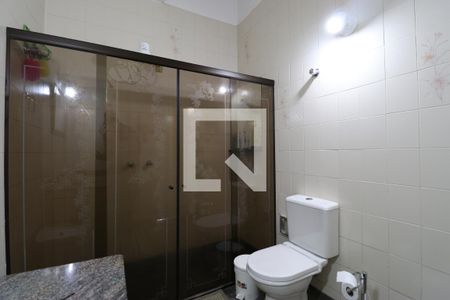 Casa à venda com 206m², 3 quartos e 4 vagasBanheiro