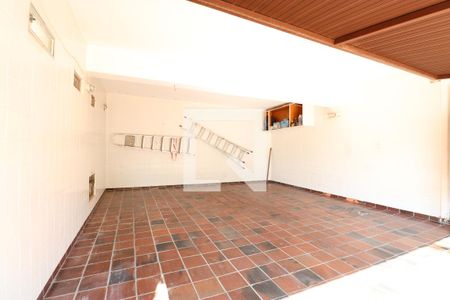 Casa à venda com 206m², 3 quartos e 4 vagasGaragem