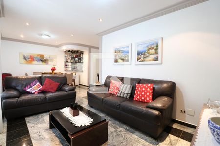 Sala de TV de casa à venda com 3 quartos, 206m² em Vila Anglo Brasileira, São Paulo