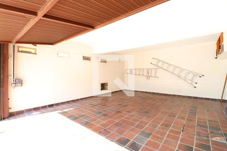 Casa à venda com 206m², 3 quartos e 4 vagasGaragem