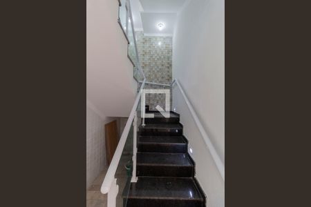 Casa à venda com 430m², 3 quartos e 4 vagasEscada