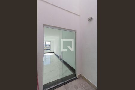 Casa à venda com 430m², 3 quartos e 4 vagas Casa à venda com 430m², 3 quartos e 4 vagasJardim de Inverno