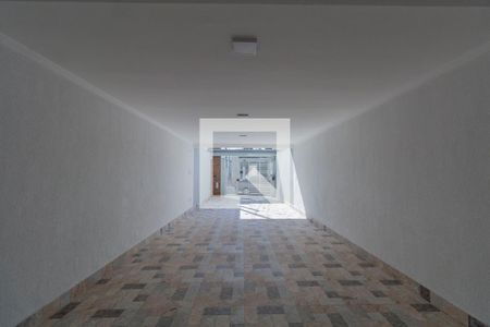 Casa à venda com 430m², 3 quartos e 4 vagas Casa à venda com 430m², 3 quartos e 4 vagasGaragem