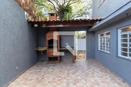 Apartamento à venda com 125m², 2 quartos e 2 vagas Apartamento à venda com 125m², 2 quartos e 2 vagasQuintal