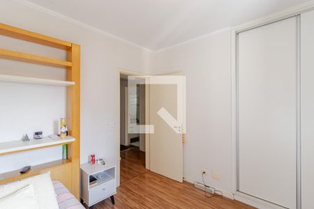 Apartamento à venda com 162m², 4 quartos e 3 vagasQuarto 2