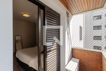 Apartamento à venda com 162m², 4 quartos e 3 vagasSacada da Suíte 1