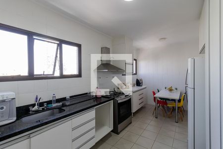 Apartamento à venda com 162m², 4 quartos e 3 vagasCozinha