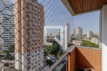 Apartamento à venda com 162m², 4 quartos e 3 vagasSacada da Suíte 1