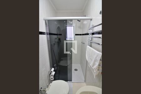 Casa para alugar com 210m², 3 quartos e 2 vagasBanheiro Social