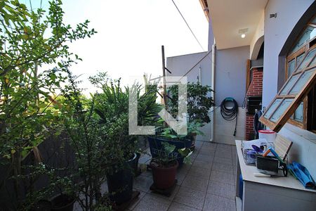 Casa para alugar com 210m², 3 quartos e 2 vagasQuintal 