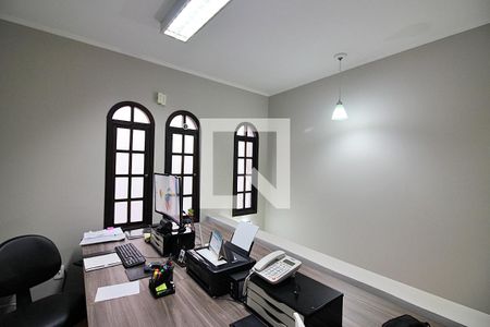 Casa para alugar com 210m², 3 quartos e 2 vagasHome Office
