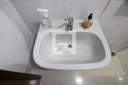 Casa para alugar com 210m², 3 quartos e 2 vagasBanheiro Social 2