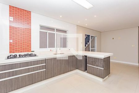 Casa à venda com 216m², 4 quartos e 2 vagas Casa à venda com 216m², 4 quartos e 2 vagasCozinha