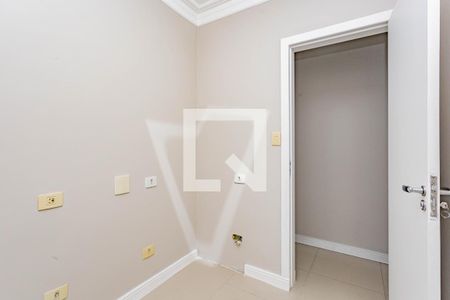 Casa à venda com 216m², 4 quartos e 2 vagas Casa à venda com 216m², 4 quartos e 2 vagasQuarto 1