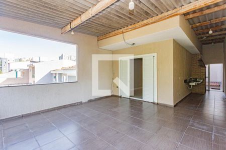 Casa à venda com 216m², 4 quartos e 2 vagas Casa à venda com 216m², 4 quartos e 2 vagasVaranda da Suíte