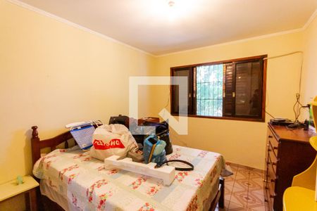 Casa à venda com 221m², 3 quartos e 6 vagasQuarto 2