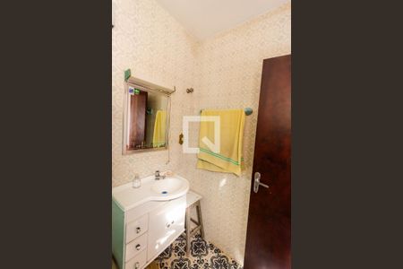 Casa à venda com 221m², 3 quartos e 6 vagasBanheiro da Suíte