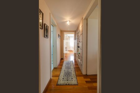 Apartamento à venda com 100m², 3 quartos e sem vagaCorredor