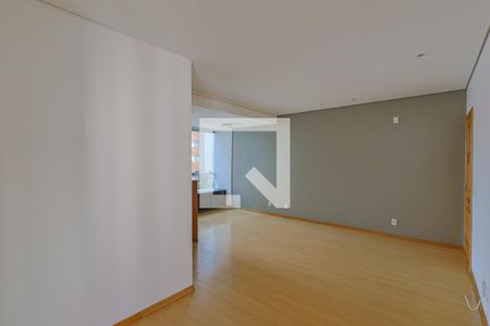 Sala de apartamento para alugar com 1 quarto, 60m² em Santo Agostinho, Belo Horizonte