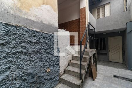 Casa à venda com 100m², 3 quartos e 1 vagaEscada