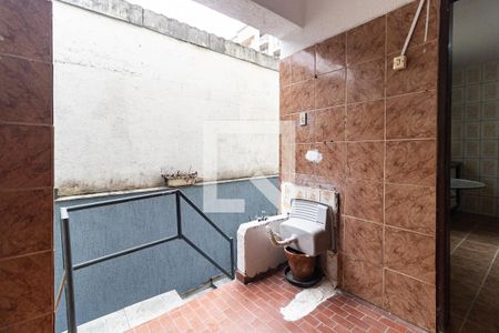 Casa à venda com 100m², 3 quartos e 1 vagaLavanderia