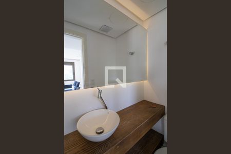 Lavabo de apartamento à venda com 2 quartos, 92m² em Passo da Areia, Porto Alegre