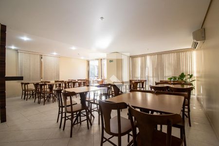 Apartamento à venda com 92m², 2 quartos e sem vagaÁrea comum
