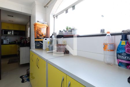 Apartamento à venda com 74m², 3 quartos e 1 vagaÁrea de Serviço