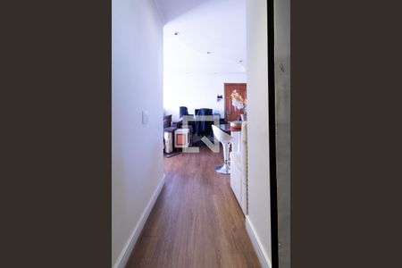 Apartamento à venda com 74m², 3 quartos e 1 vagaCorredor