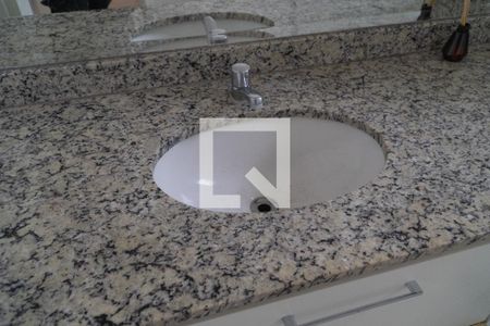 Apartamento à venda com 69m², 2 quartos e 2 vagasBanheiro