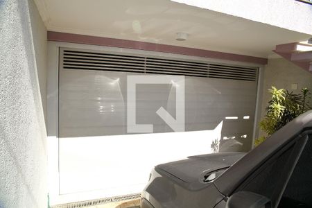 Casa à venda com 239m², 3 quartos e 4 vagasGaragem
