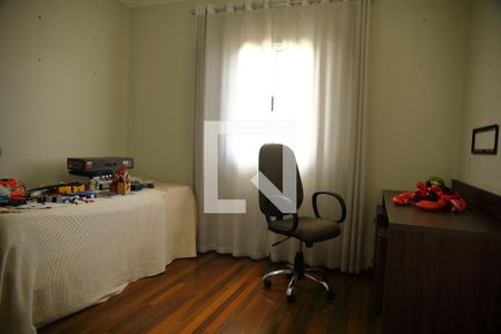 Casa à venda com 239m², 3 quartos e 4 vagasSuíte 3