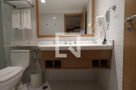 Studio para alugar com 43m², 1 quarto e 1 vagaStudio - banheiro