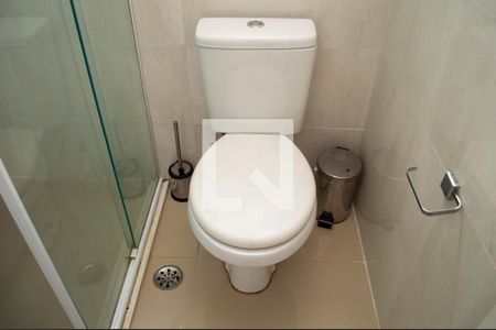 Apartamento à venda com 63m², 3 quartos e 2 vagas Apartamento à venda com 63m², 3 quartos e 2 vagasBanheiro 2