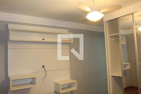 Quarto  de casa de condomínio para alugar com 2 quartos, 79m² em Jardim Colibri, Cotia