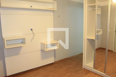 Quarto  de casa de condomínio para alugar com 2 quartos, 79m² em Jardim Colibri, Cotia